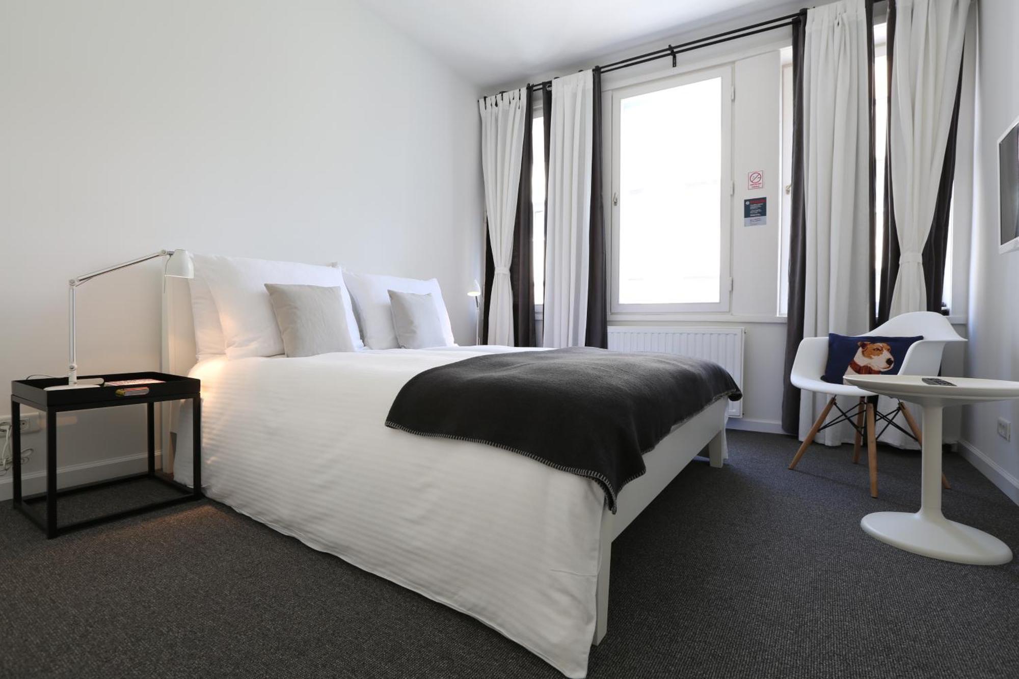 Angel Main Square Center Zagreb Apartman Szoba fotó